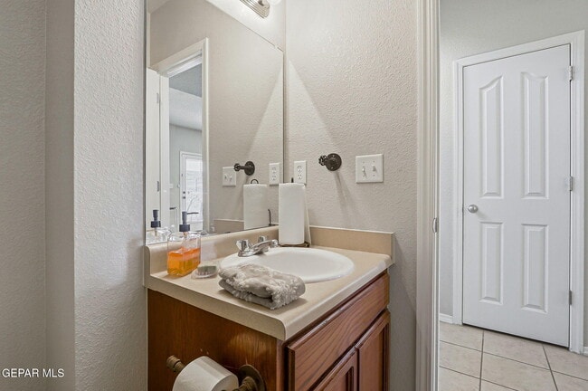 Photo - 14220 Firewood Dr