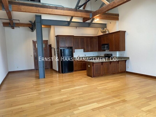 Photo - 800 S Pacific Ave Unit #203