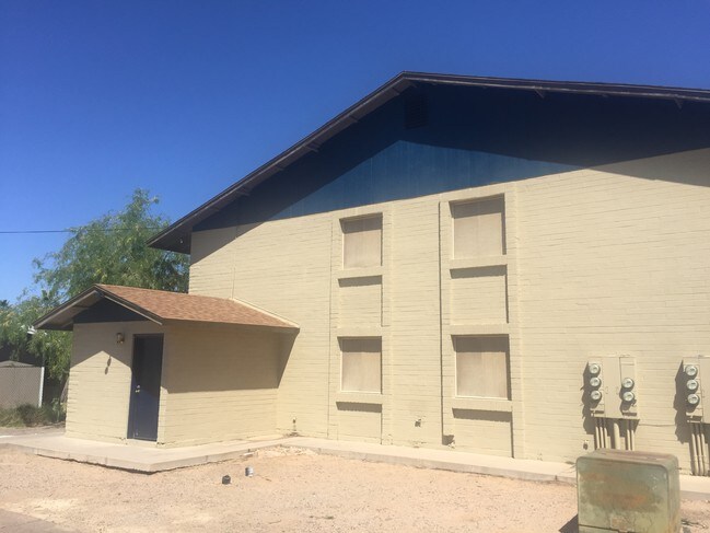 Photo - Mountain Springs Apartments