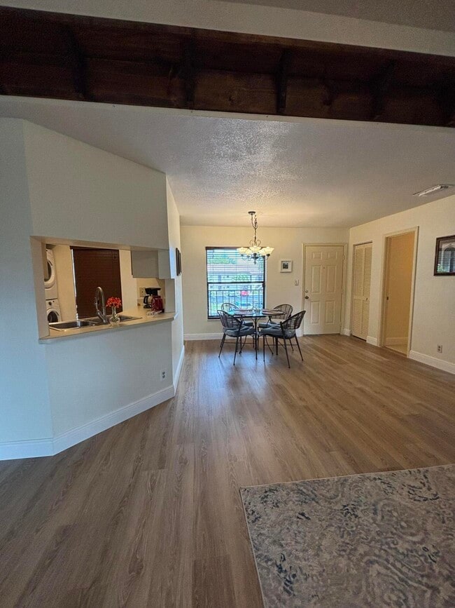 Photo - 3 Vía De Casas Sur Unidad 204