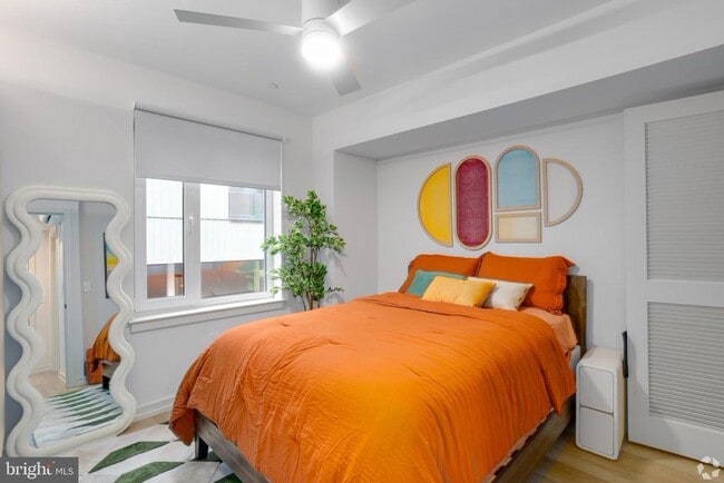 Photo - 2009 N Howard St