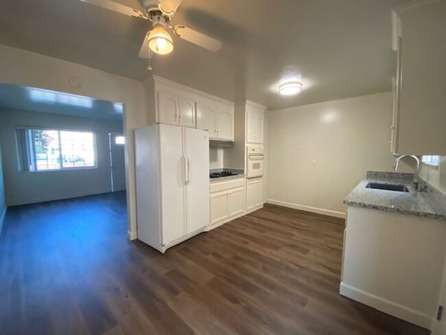 754 Teresi Ct Unit 3