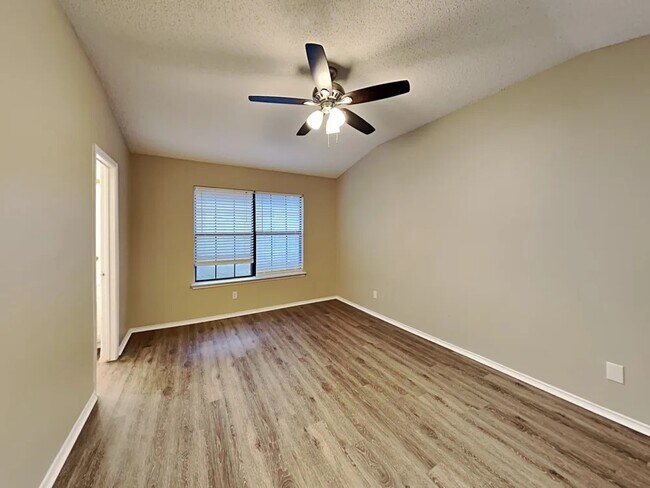 Photo - 4353 Metronome Dr