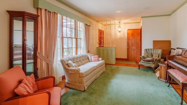 Photo - 2221 Hook Lawn Dr