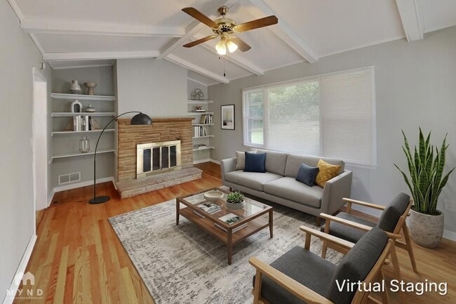 Photo - 1081 McCalla St NE