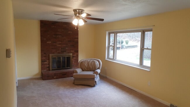 Photo - 39 Liberty Cir