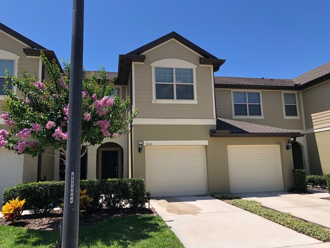 3bd/2.5ba Beautiful Townhome! Move In Marc... - 3bd/2.5ba Beautiful Townhome! Move In Marc...