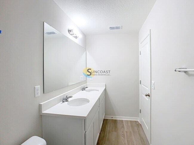 Photo - 3821 SW 43rd Ct Unit 106
