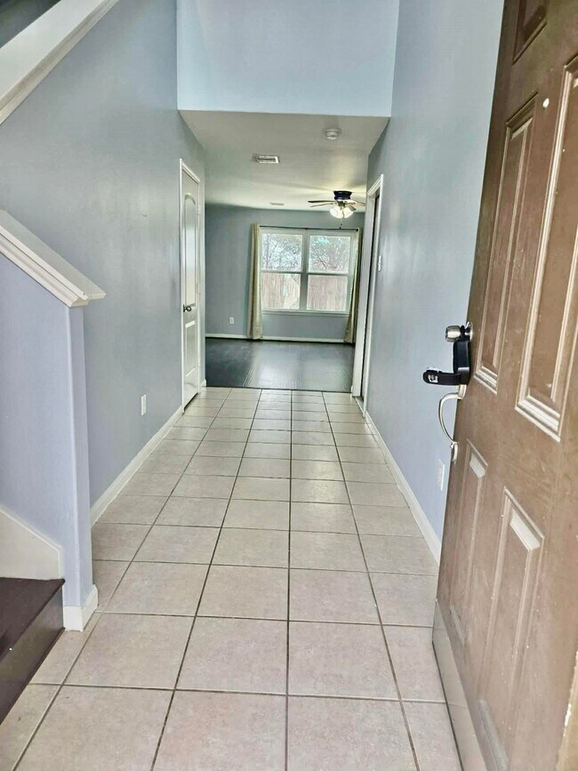 Photo - 11207 Hall Ridge Ct