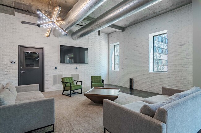 Lofts at Twenty25