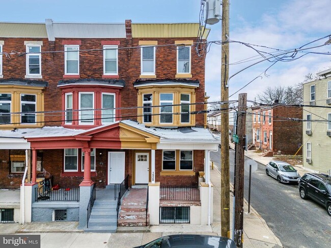 Photo - 1920 W Berks St Townhome