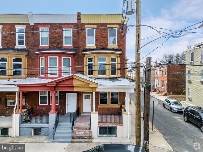 Building Photo - 1920 W Berks St Rental