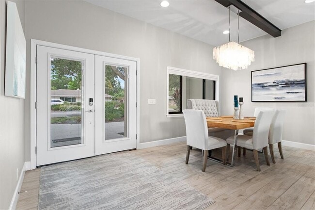 1905 Tulip Dr