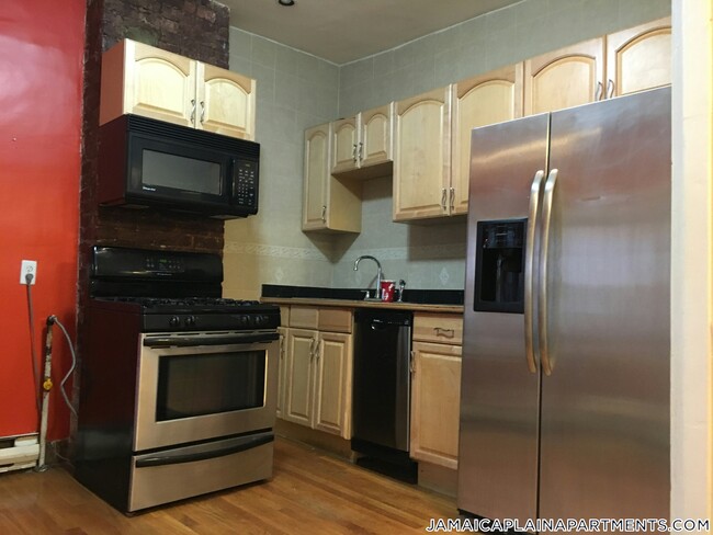 Photo - 2 Mark St Unit 3