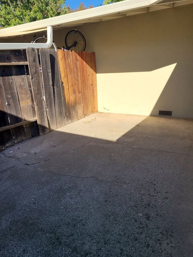 Photo - 139 W Lassen Ave Unit 24