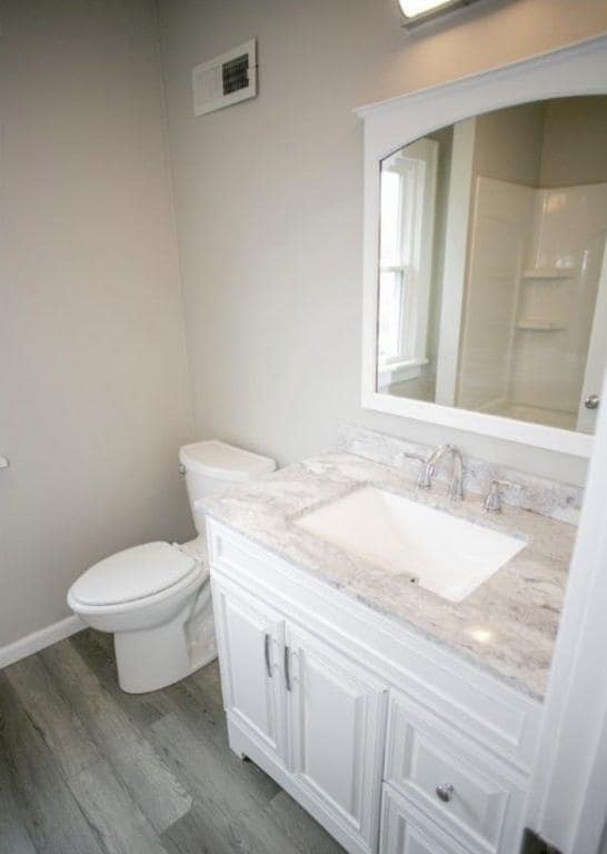 Photo - 209 E Hobart Ave