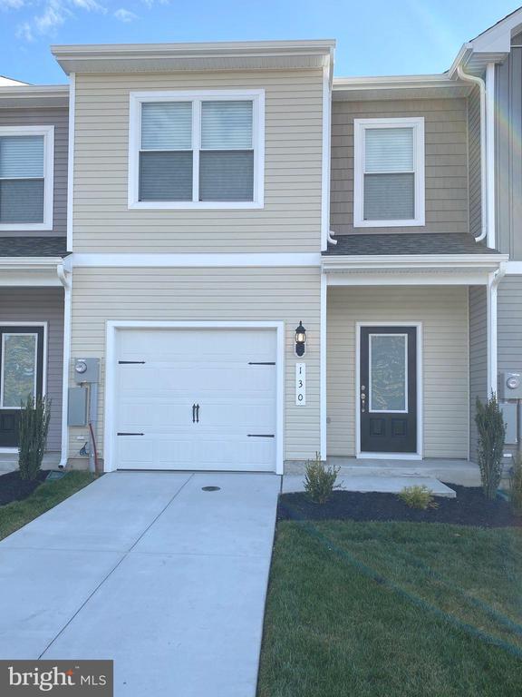 Photo - 130 Bloomsbury St Townhome