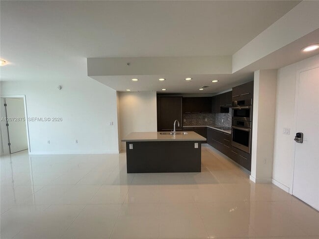 Photo - 7875 NW 107th Ave Unit 409
