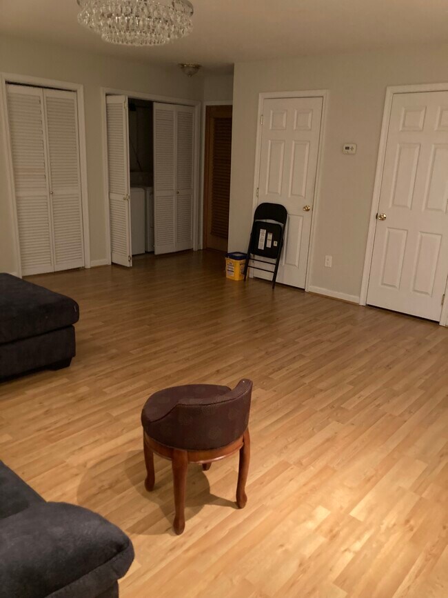 Photo - 18 Schollcrest Ave Unit 2