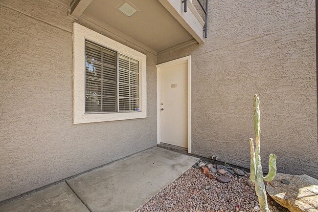 Photo - Condo in Cliffs Art North Mountain Community