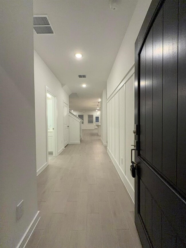 Photo - 4715 Bay Vista Dr