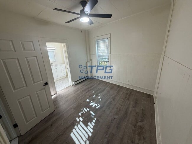 Photo - 6 Oswald Pl Unit 2