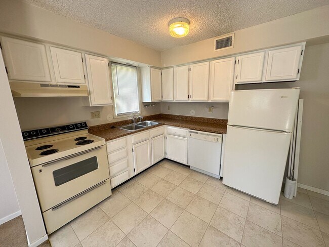 3319 Story St.