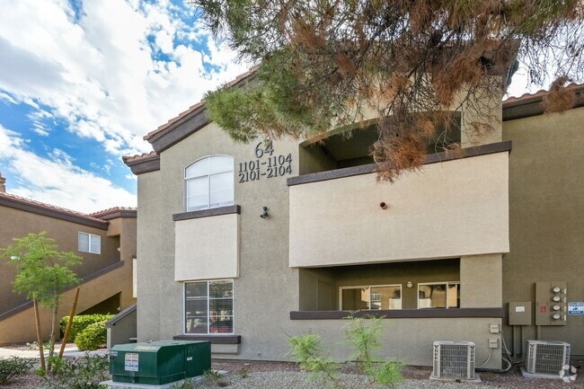 Building Photo - Guard Gated!!! Community Pool, Spa!!! Fitn... Rental