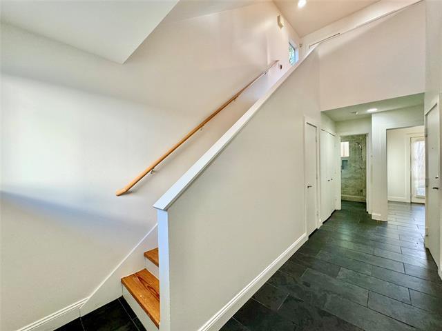 Photo - 4214 Swiss Ave Unidad L