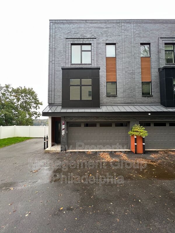 Photo - 263 Hermitage St Unit 8