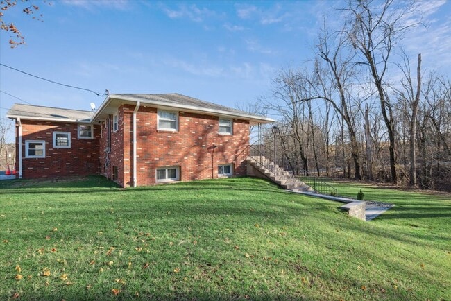 Photo - 285 Stamets Rd Unit 285 Stamets Rd Apt 2