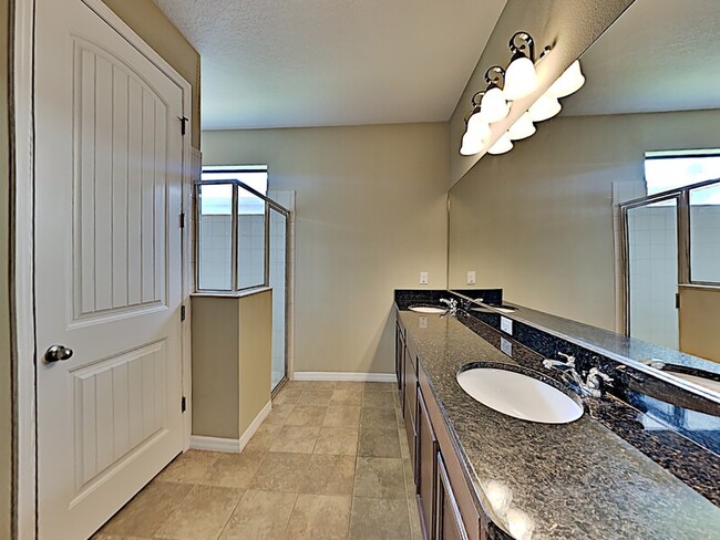Photo - 12986 Holdenbury Ln