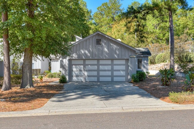 Building Photo - 3247 Summerchase Cir