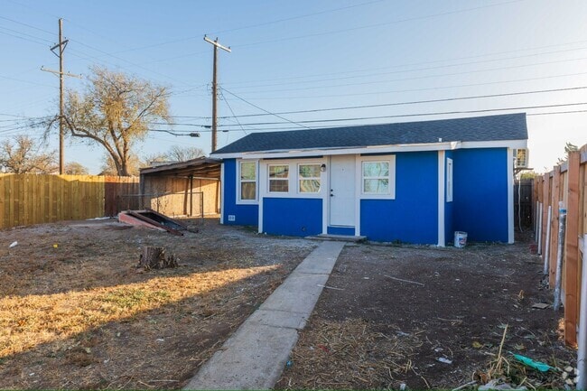 Building Photo - Redone 2/1 Rental