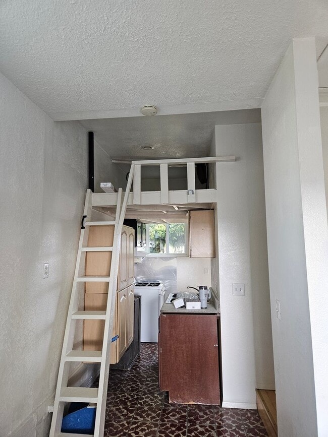 Photo - 1 Bed 1 Bath with paid utilities Casa