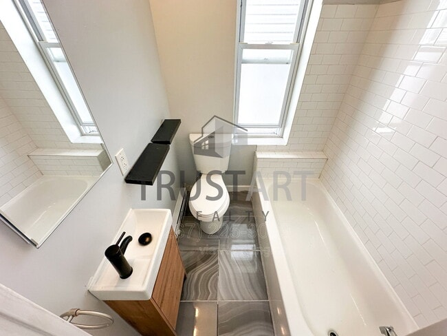 Photo - 1257 N 23rd St Unit 2