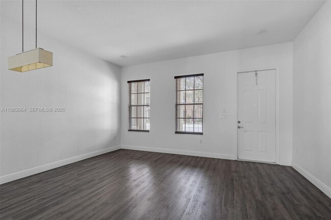 Photo - 624 SW 147th Ave