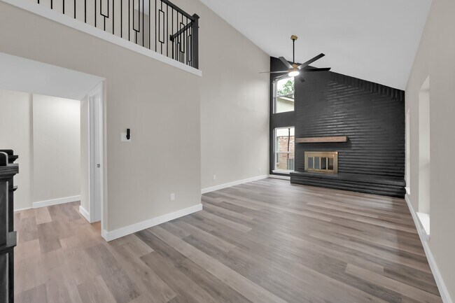 Photo - 3526 Indian Forest Dr
