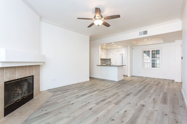 Photo - Corner condo in the highly desirable River Colony community!