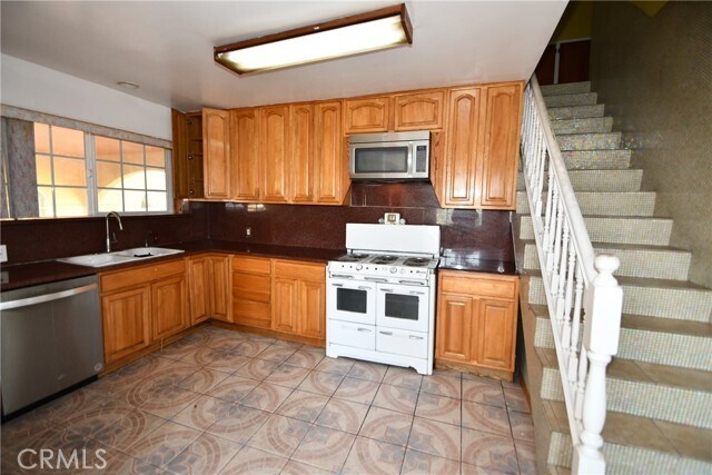 Photo - 14103 Fonthill Ave Townhome