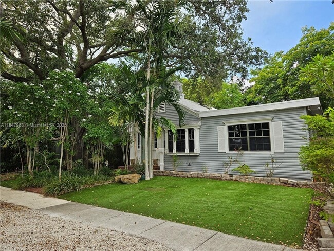 Photo - 38 SW 6th St