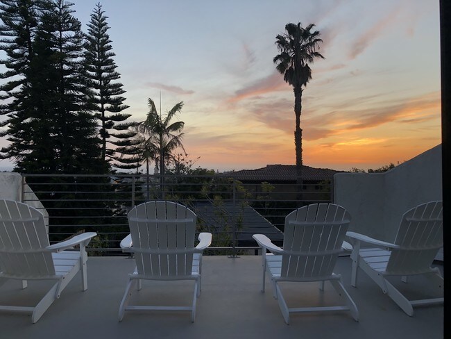 Photo - 736 Gould Ave