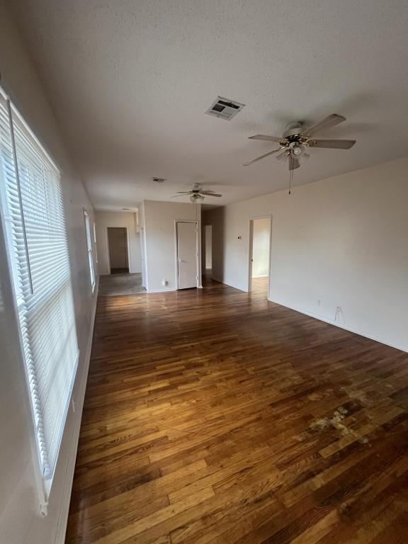 Photo - 1512 E 8th Ave