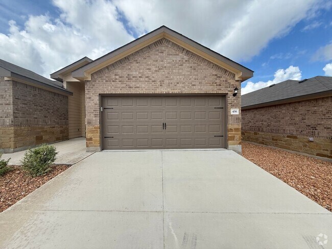 Building Photo - 436-438 Emma Dr Rental