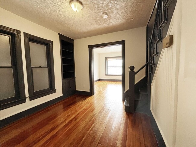 Photo - 238 N Raleigh St