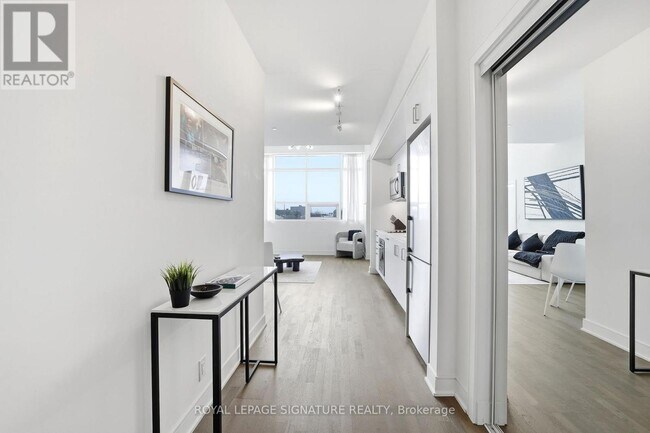 Photo - 1575 Lakeshore Rd W Unité 472