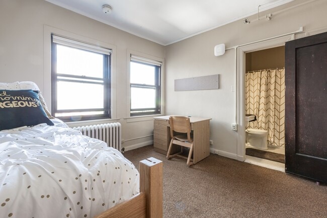 Photo - 5540 Hyde Park by 3L Living