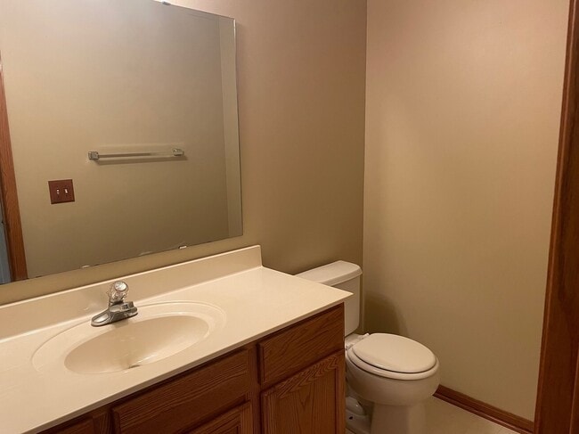 Photo - 17389 Glacier Way