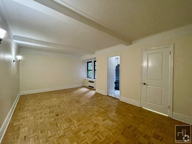 Building Photo - Christopher Street Unit 2C Rental