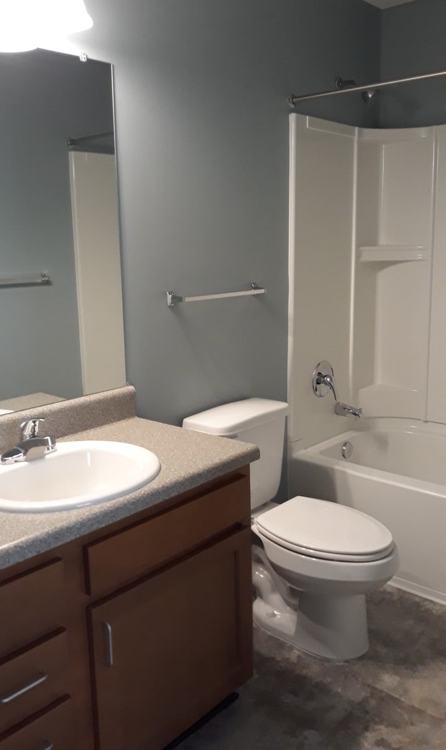 Rivers Edge Apartments Hartselle, AL